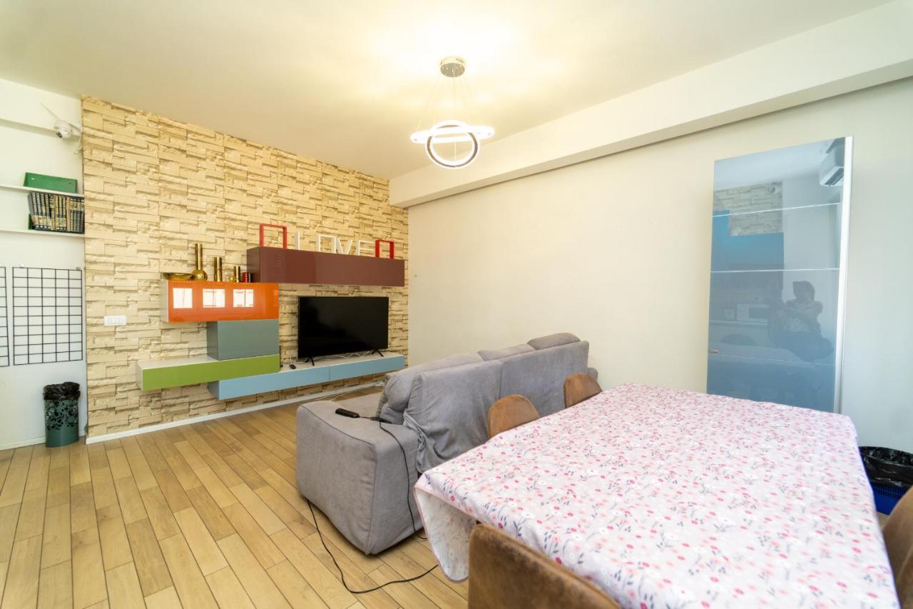 Central Maya Apartment Милан Экстерьер фото
